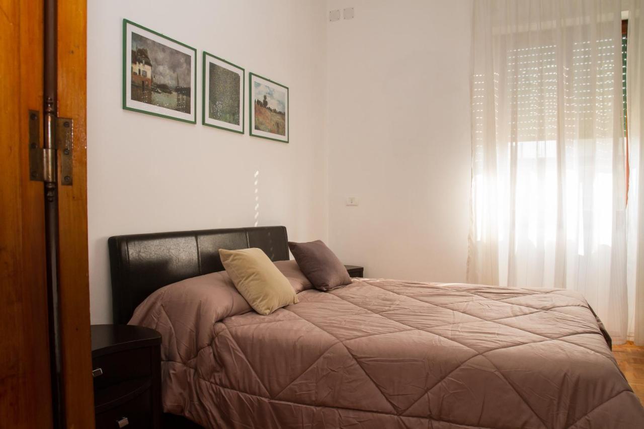 Easy House * Naples