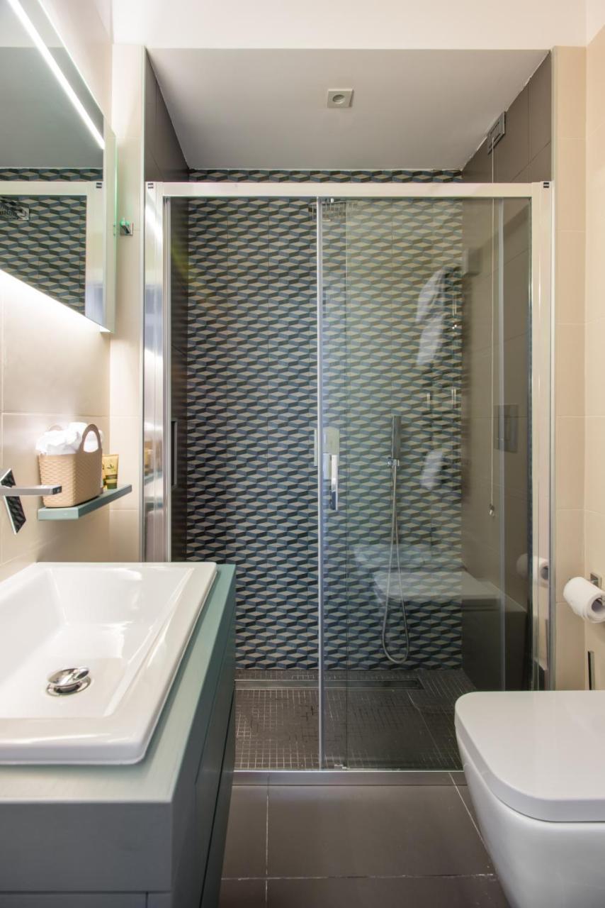 Yourelais Pergolesi Naples