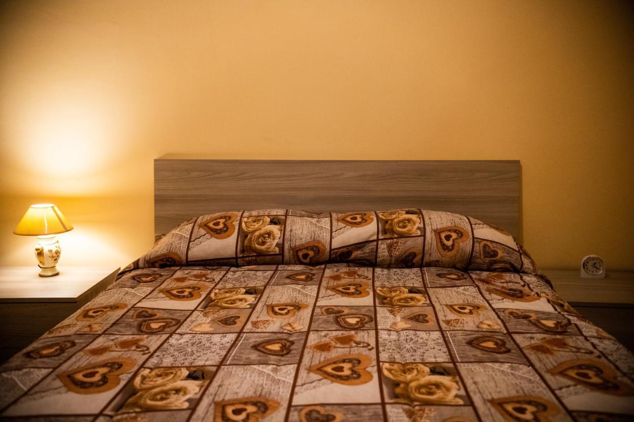 Casa Vacanza Dinastia Borbone - Centro Storico Apartment