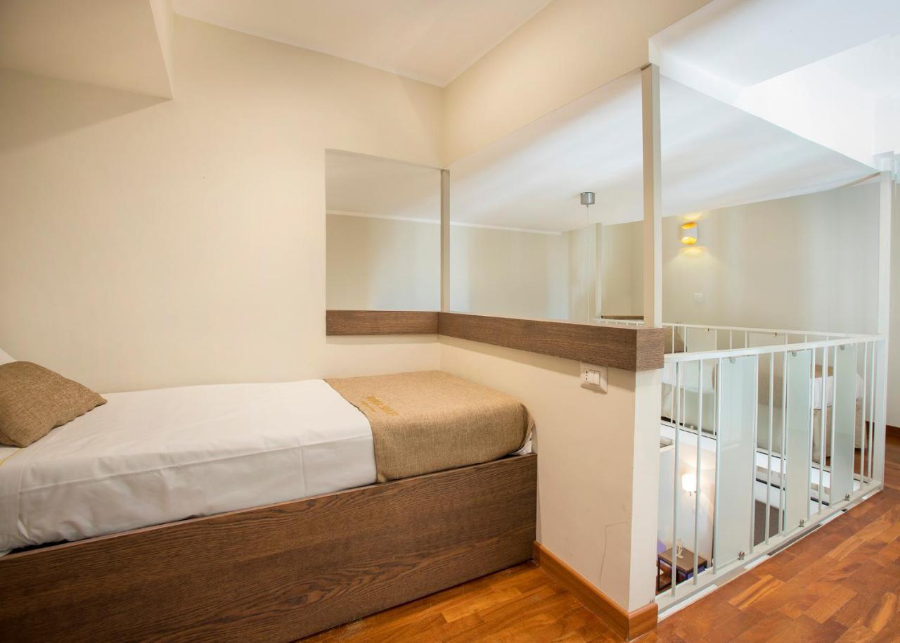 Palazzo Depretis 3* Naples