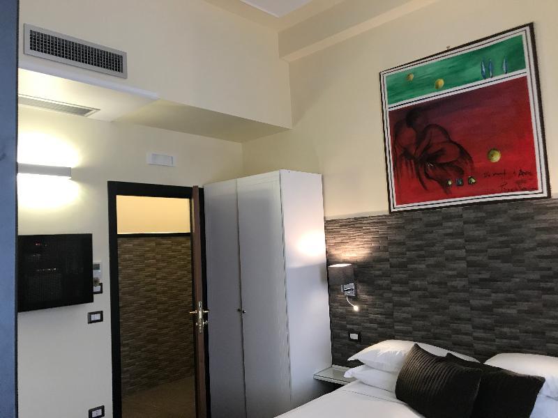 Art Resort Piazza Carita' 4* Naples