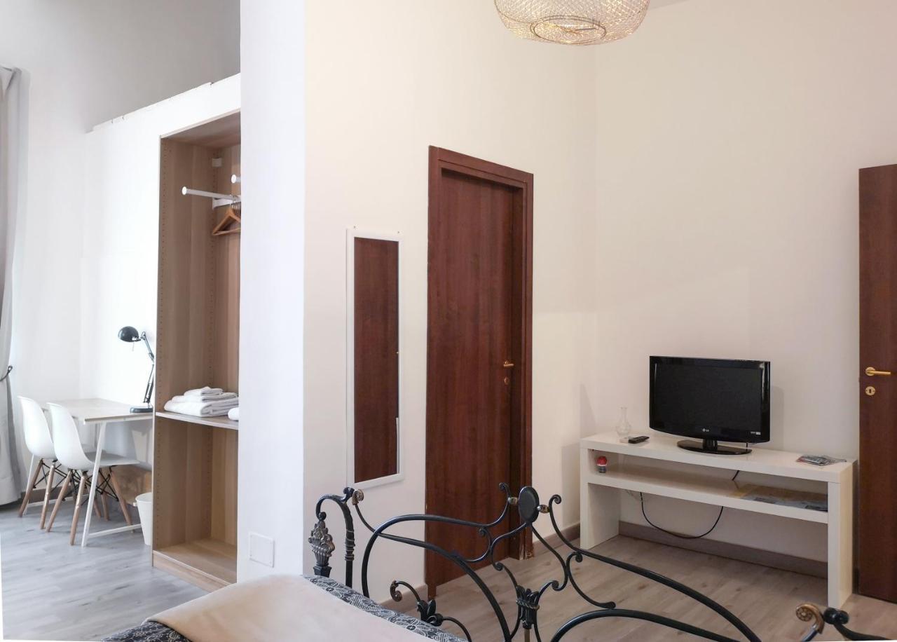 Bed & Breakfast Civico13 Naples