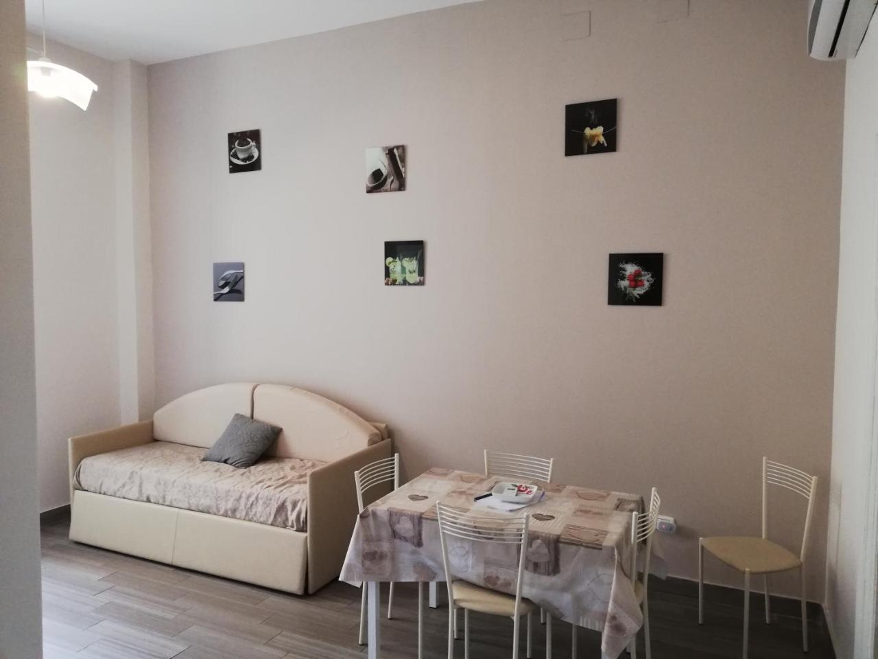 Be Italian Flat Duomo 319 Bed & Breakfast Naples
