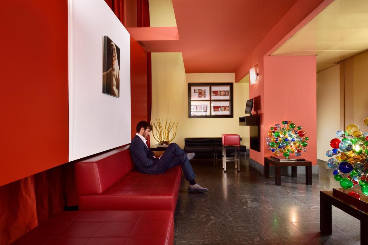Una Hotels Napoli 4* Naples