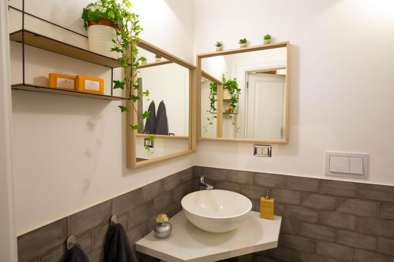 Apartment Napoesia Duomo House *