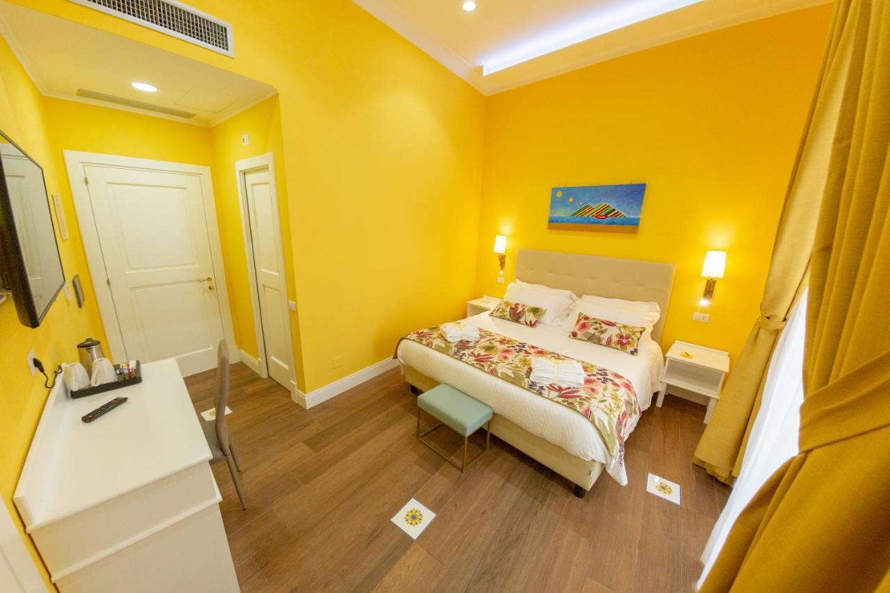 Cuorenapoletano Guest house 2*