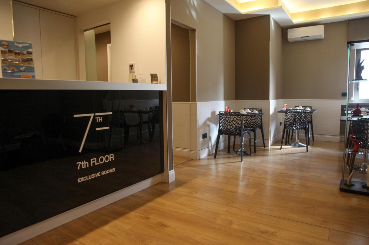 7th Floor 3*