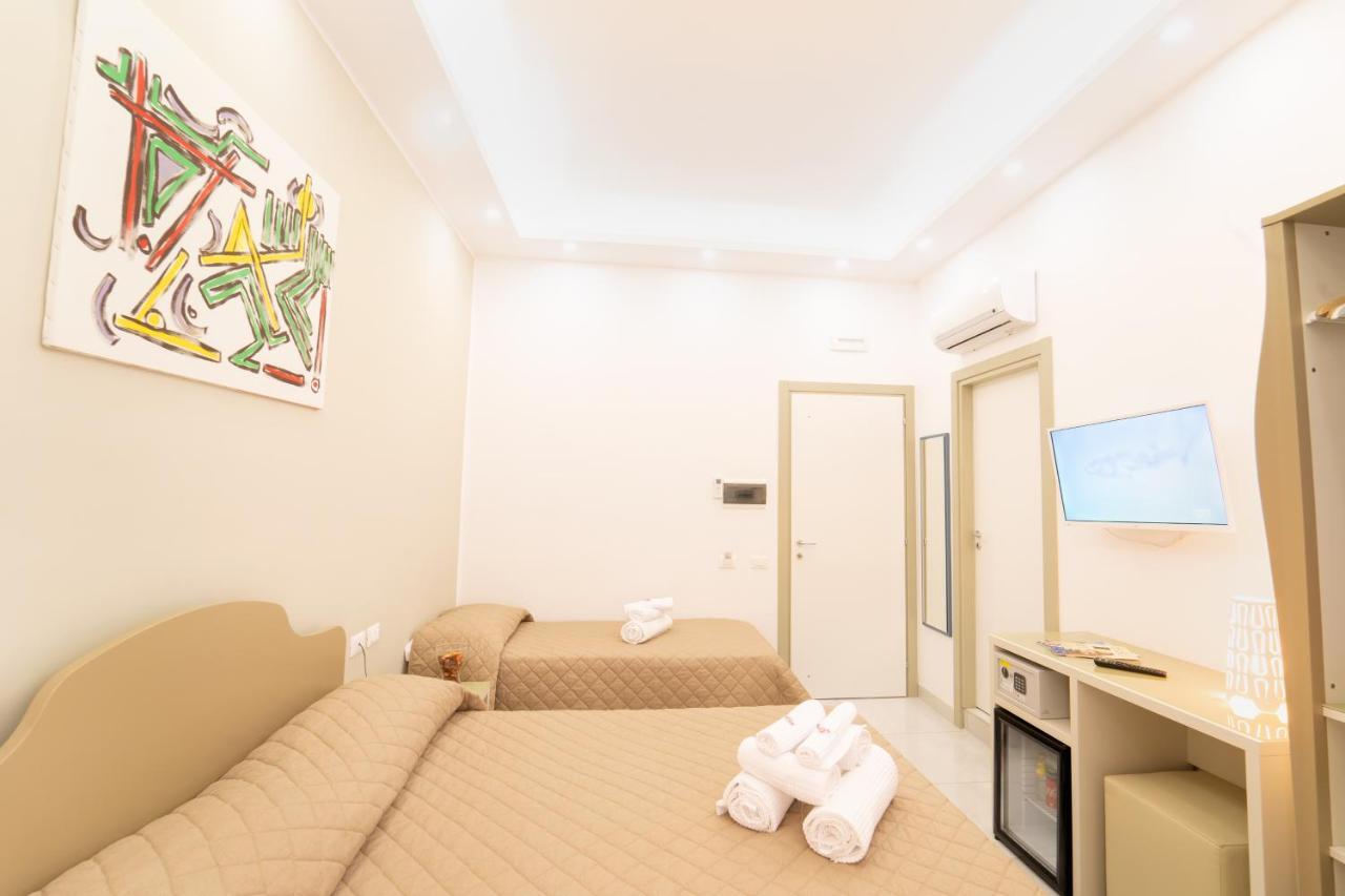 Royal Art H Duomo - Centro, By Clapa Group 5* Naples
