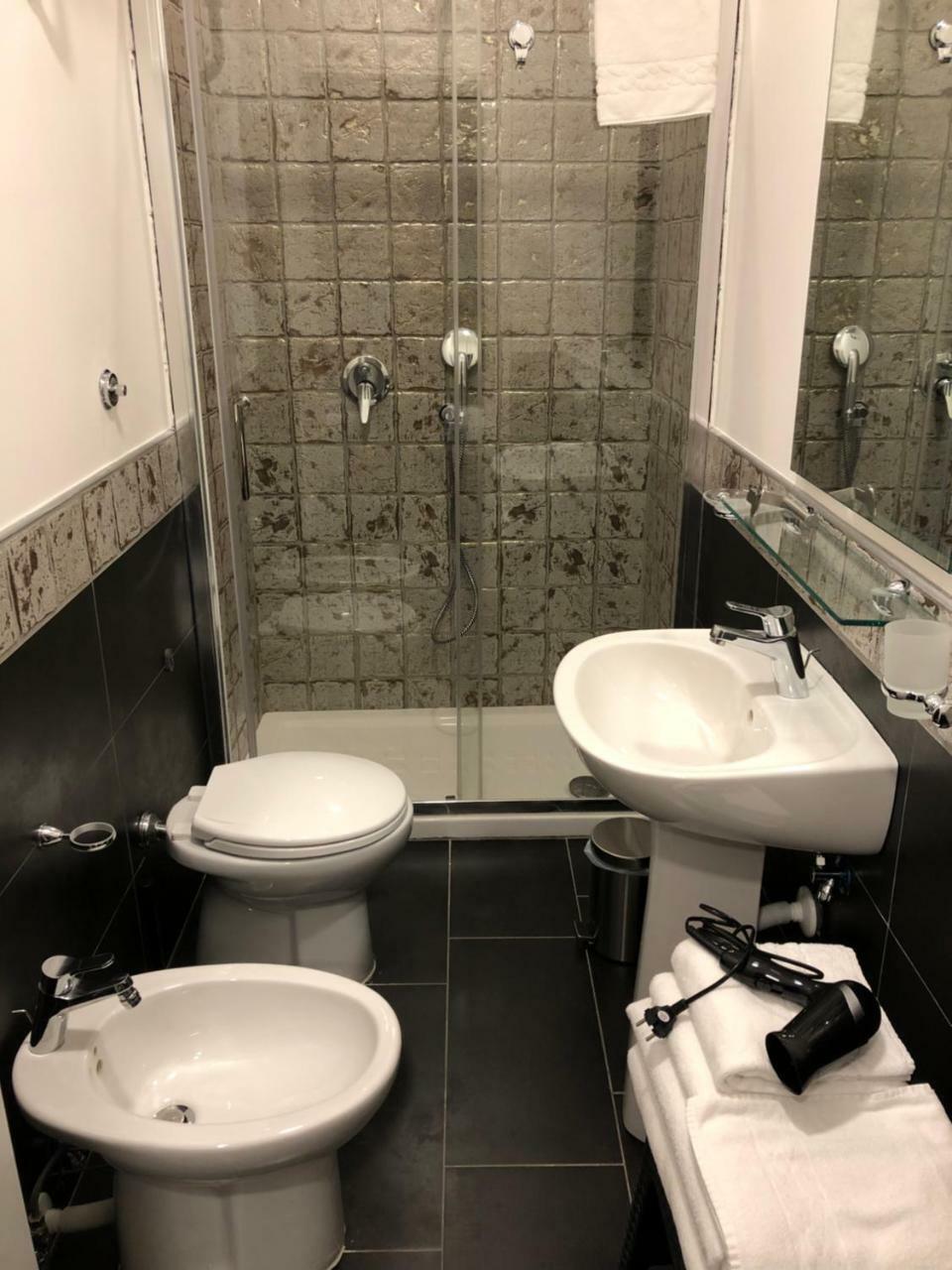 Pit Stop Guest house 3*