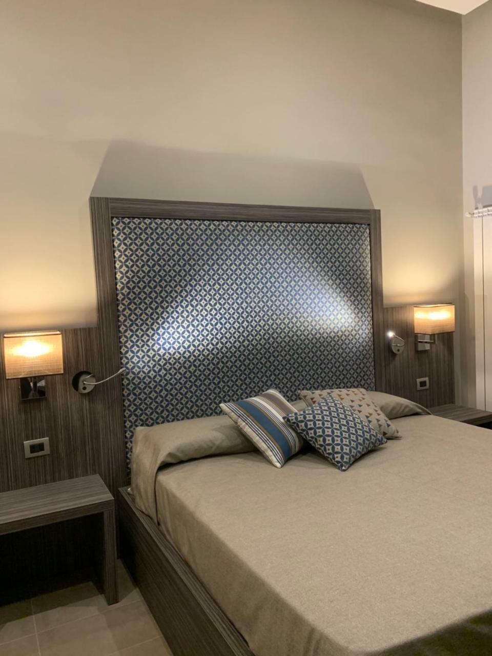 Hotel Ausonia