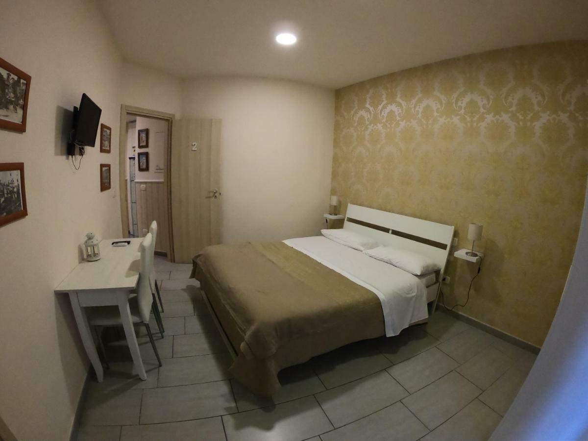 248 Bed & Breakfast Naples