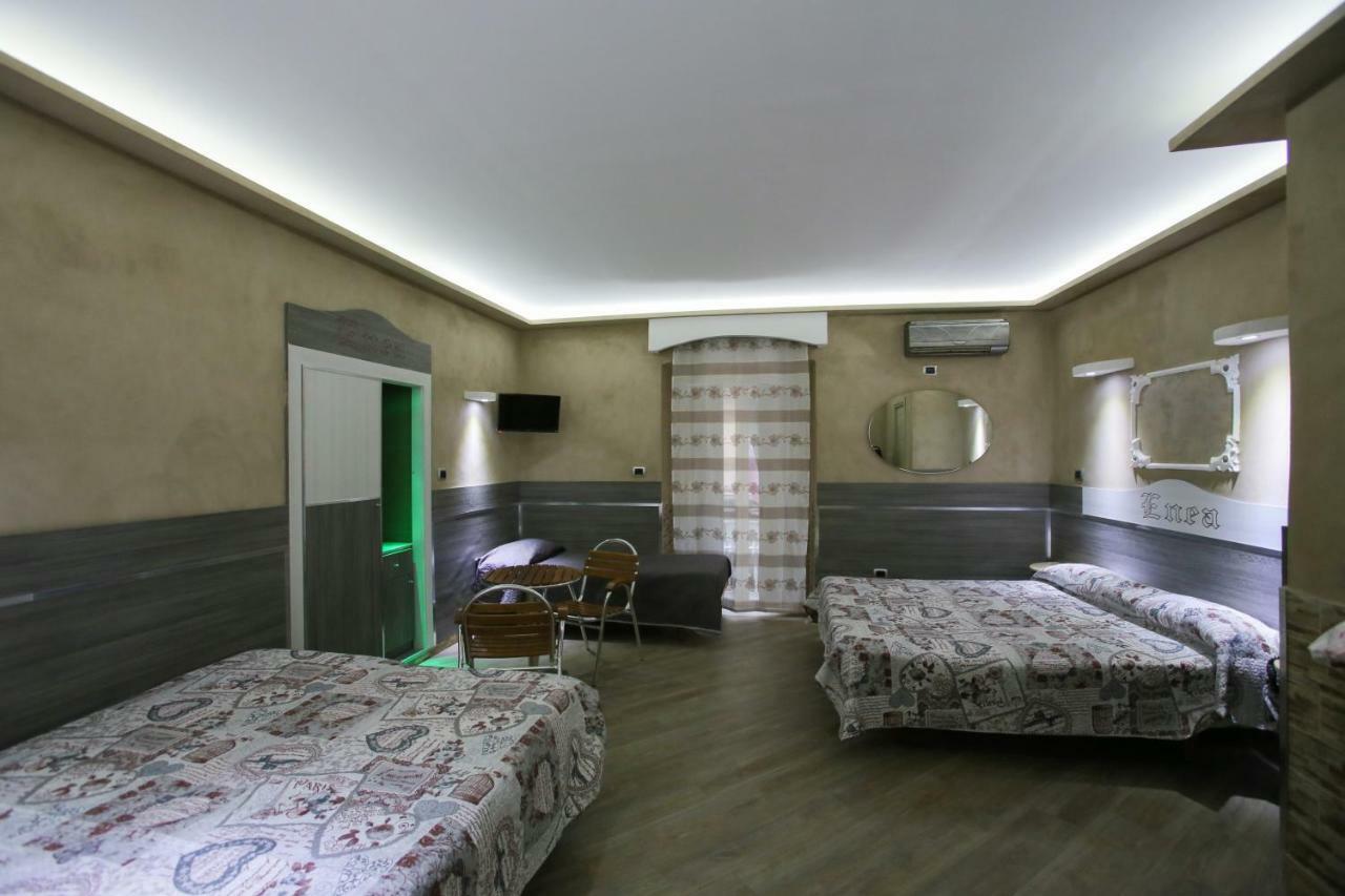 Enea Naples