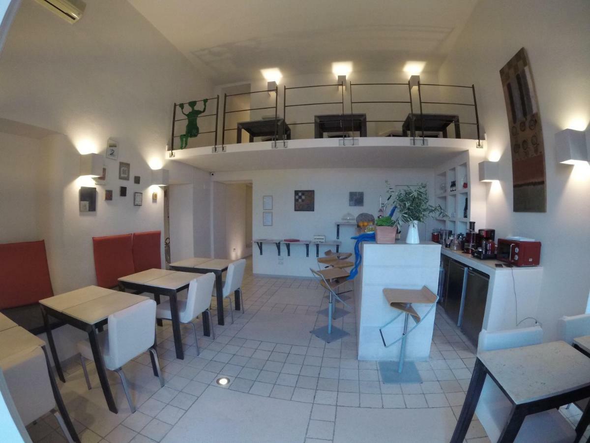 Micalo Art Guest house