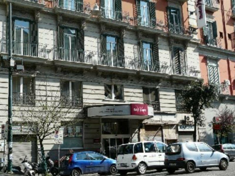 Mercure Centro Angioino