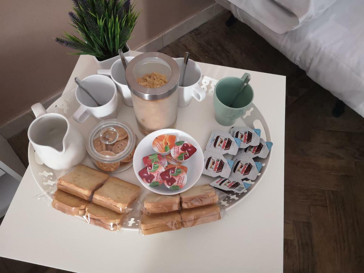 Domus Luigi Leone Ii Bed & Breakfast Naples