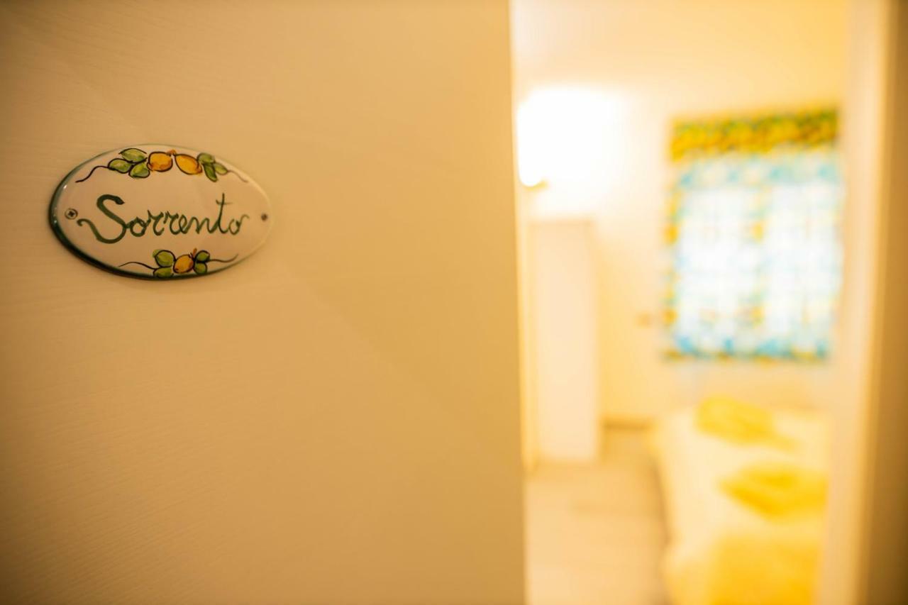 Binario 56 Bed & Breakfast Naples