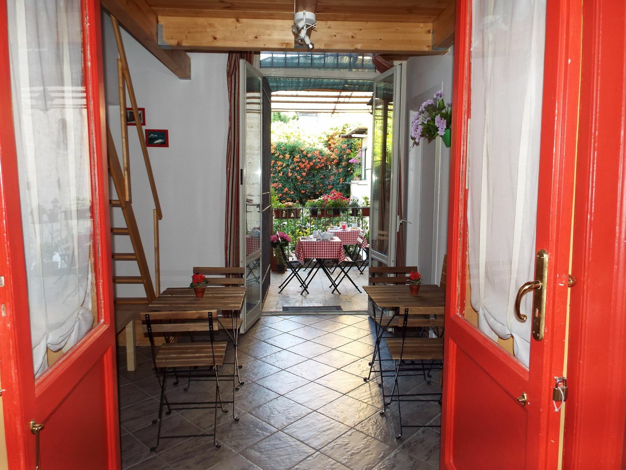 Ingiropernapoli Bed & Breakfast