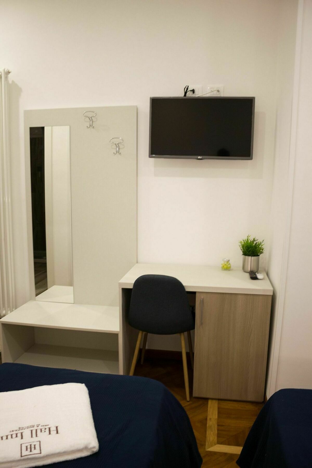 Hall In Bed & Breakfast 2*