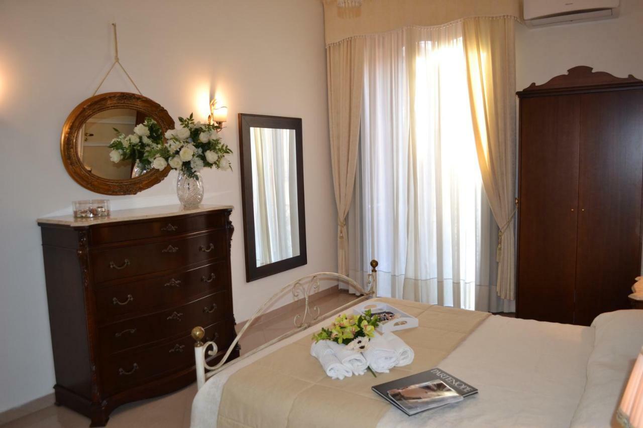 Dimora Real Maria Naples