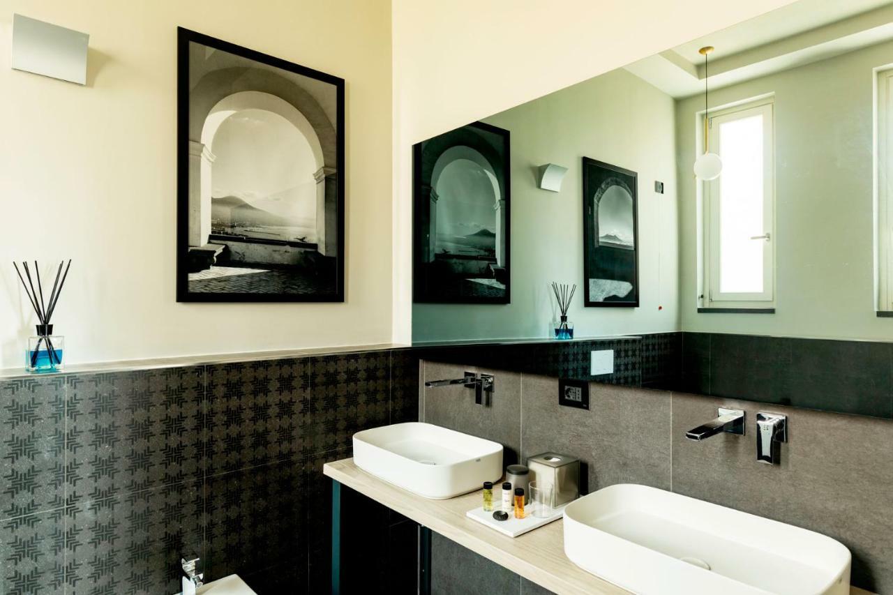 Hotel Amadomus Luxury Naples