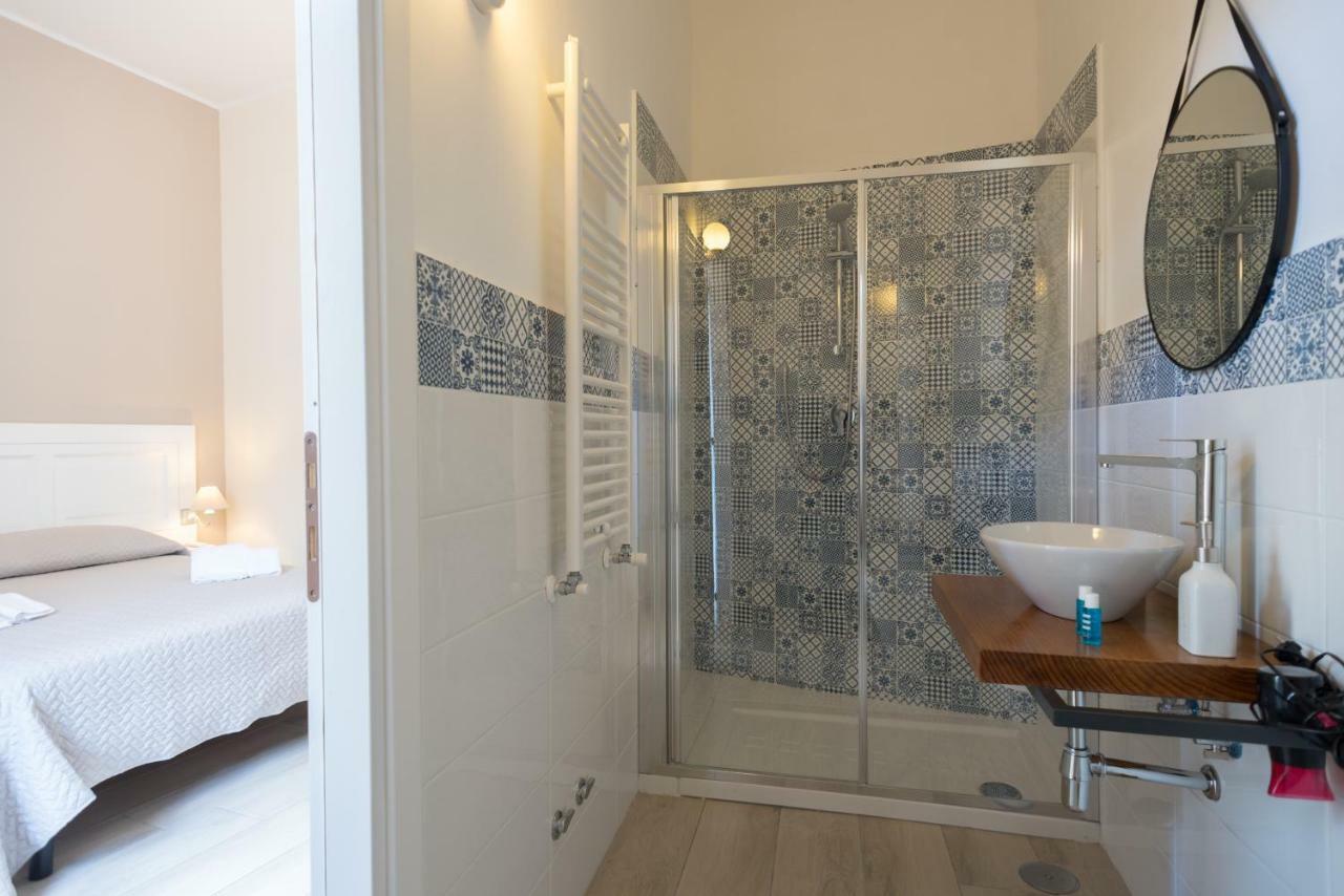 Supportico Lopez Guest house
