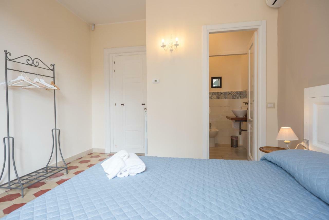 Guest house Supportico Lopez 2*