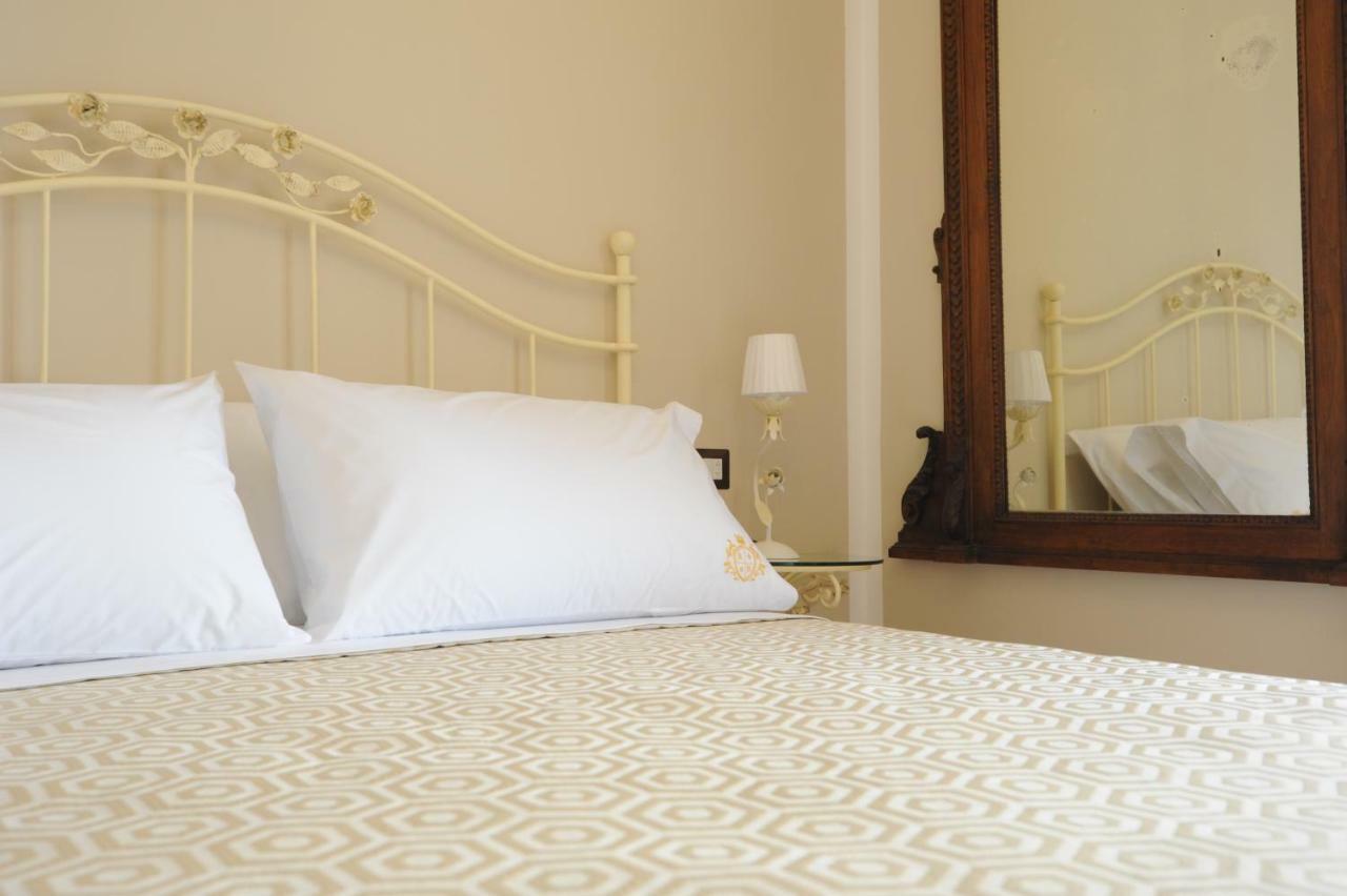 Bed & Breakfast Residenza Borbonica Naples
