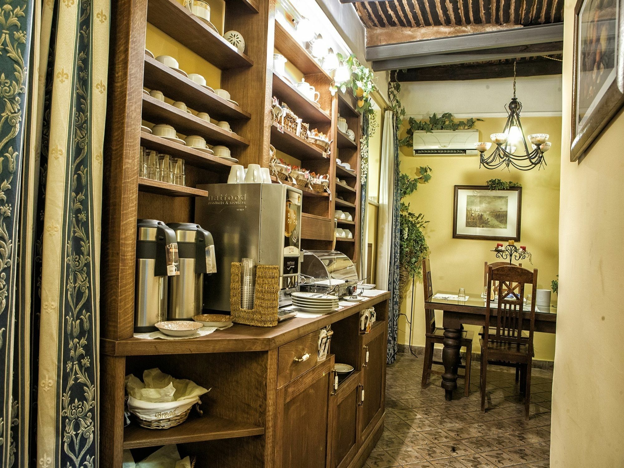 Bed & Breakfast L'alloggio Dei Vassalli Naples