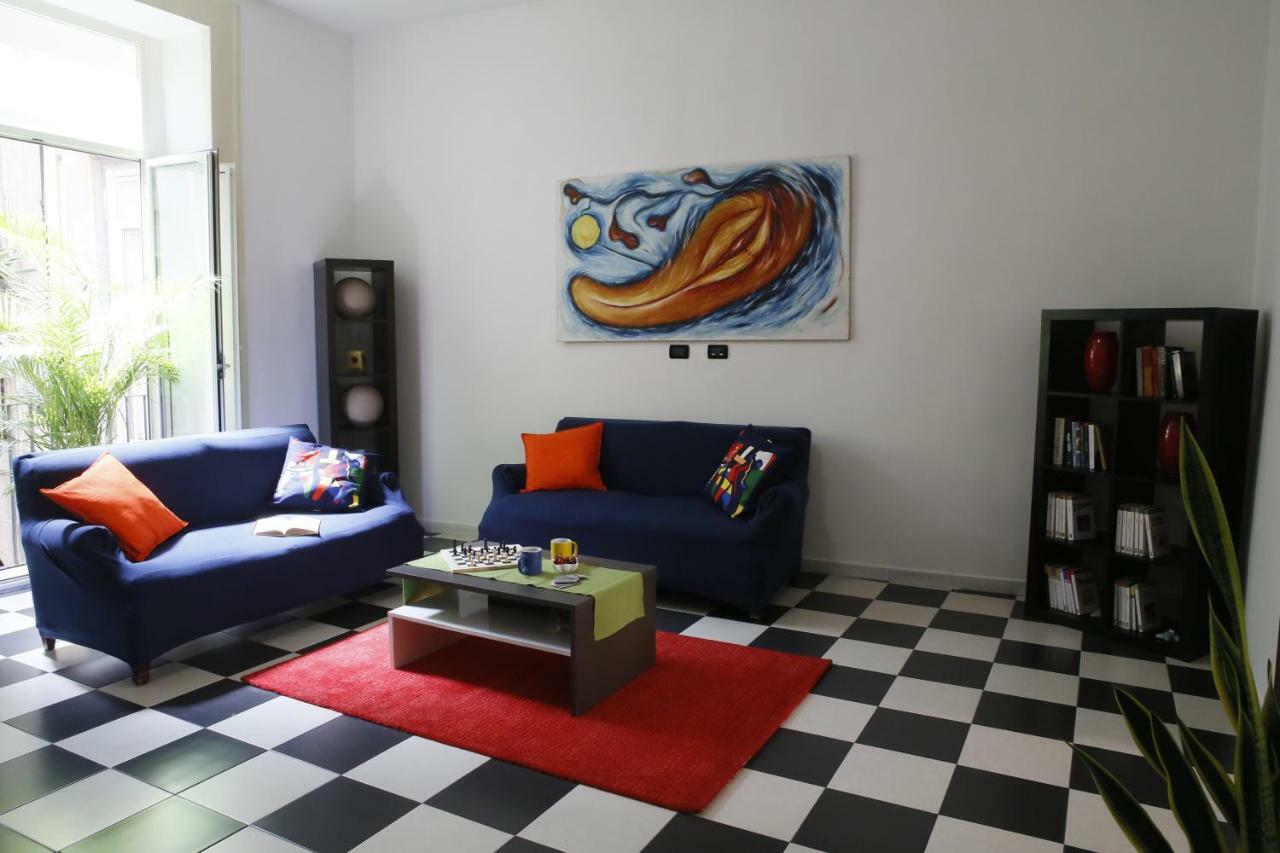 Mb Intera Casa Naples