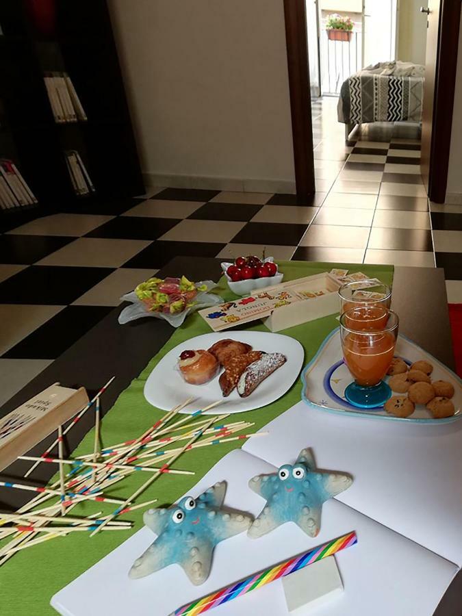 Mb Intera Casa * Naples