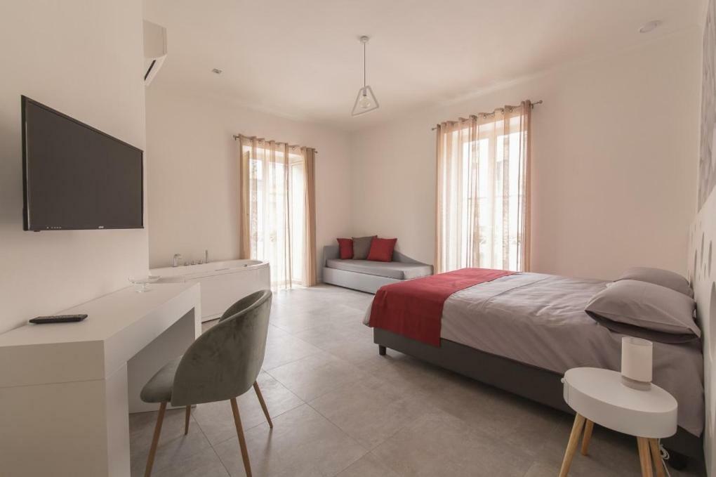 Centro 3* Naples