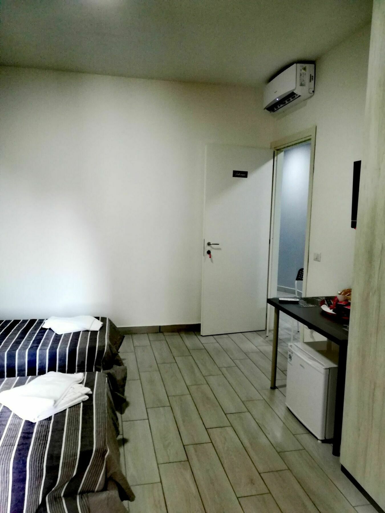 Neapolis Center Naples