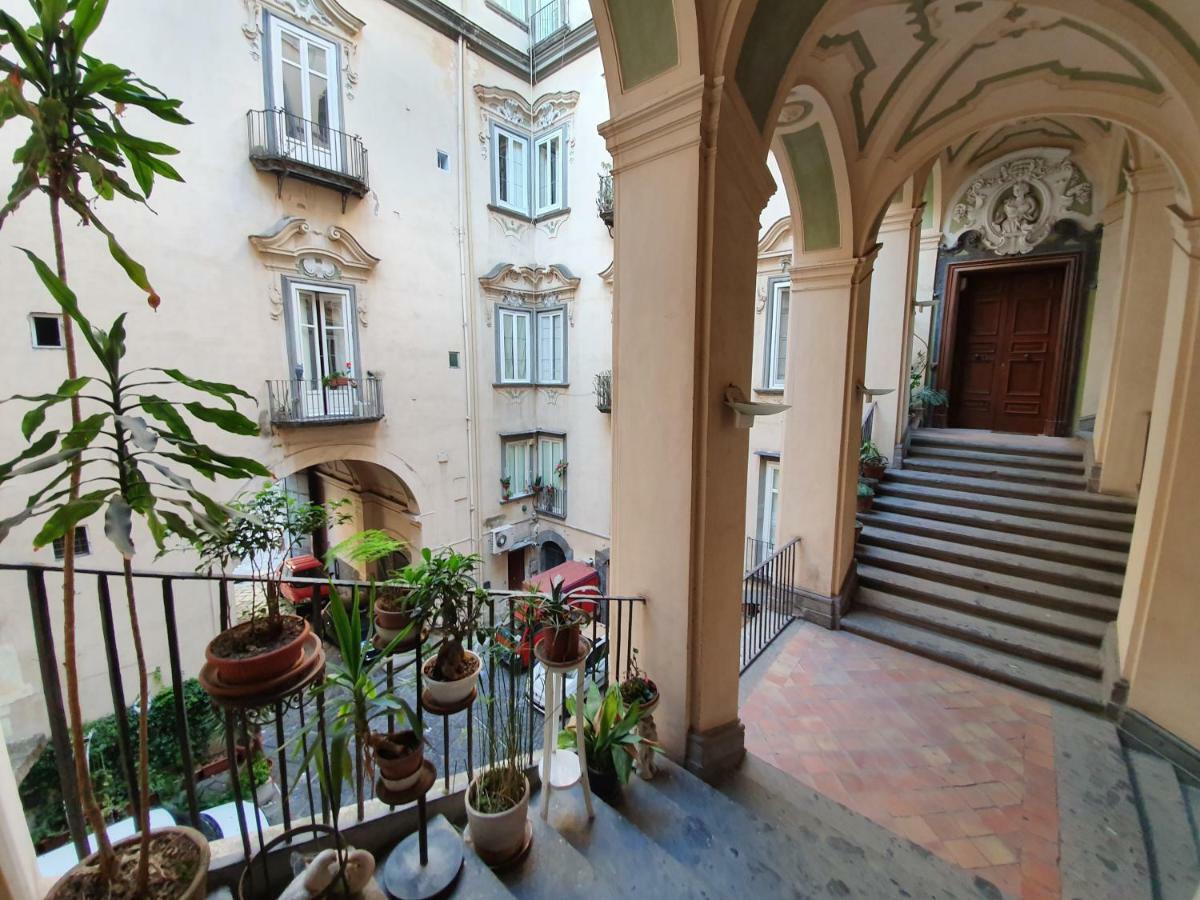 The Spanish Palace, Suites, Rooms, & Terraces 3* Naples