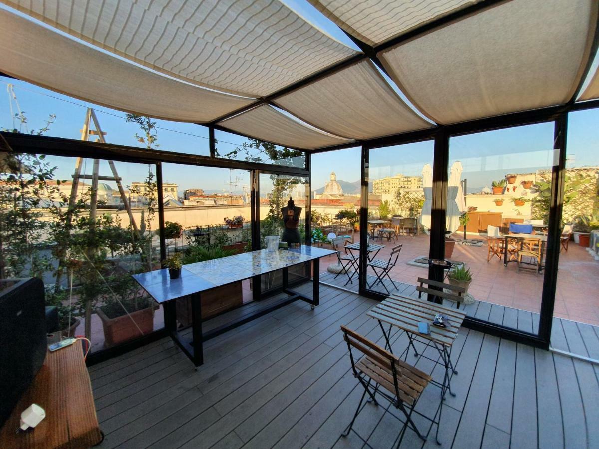 The Spanish Palace, Suites, Rooms, & Terraces Bed & Breakfast Naples