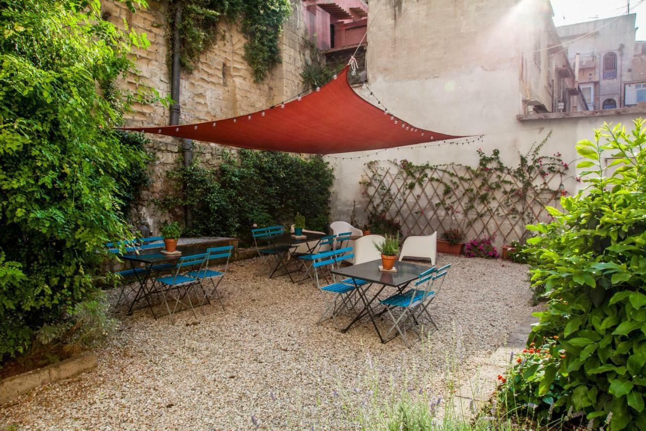 Bed & Breakfast Borgo Vergini Garden 2*