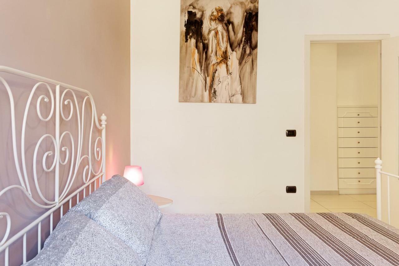 Apartment Salvator Rosa Metro Station Flat Naples