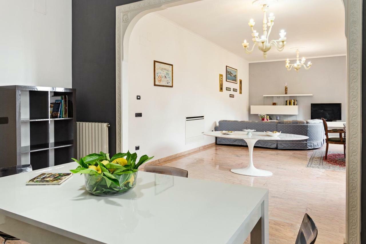 Apartment Salvator Rosa Metro Station Flat