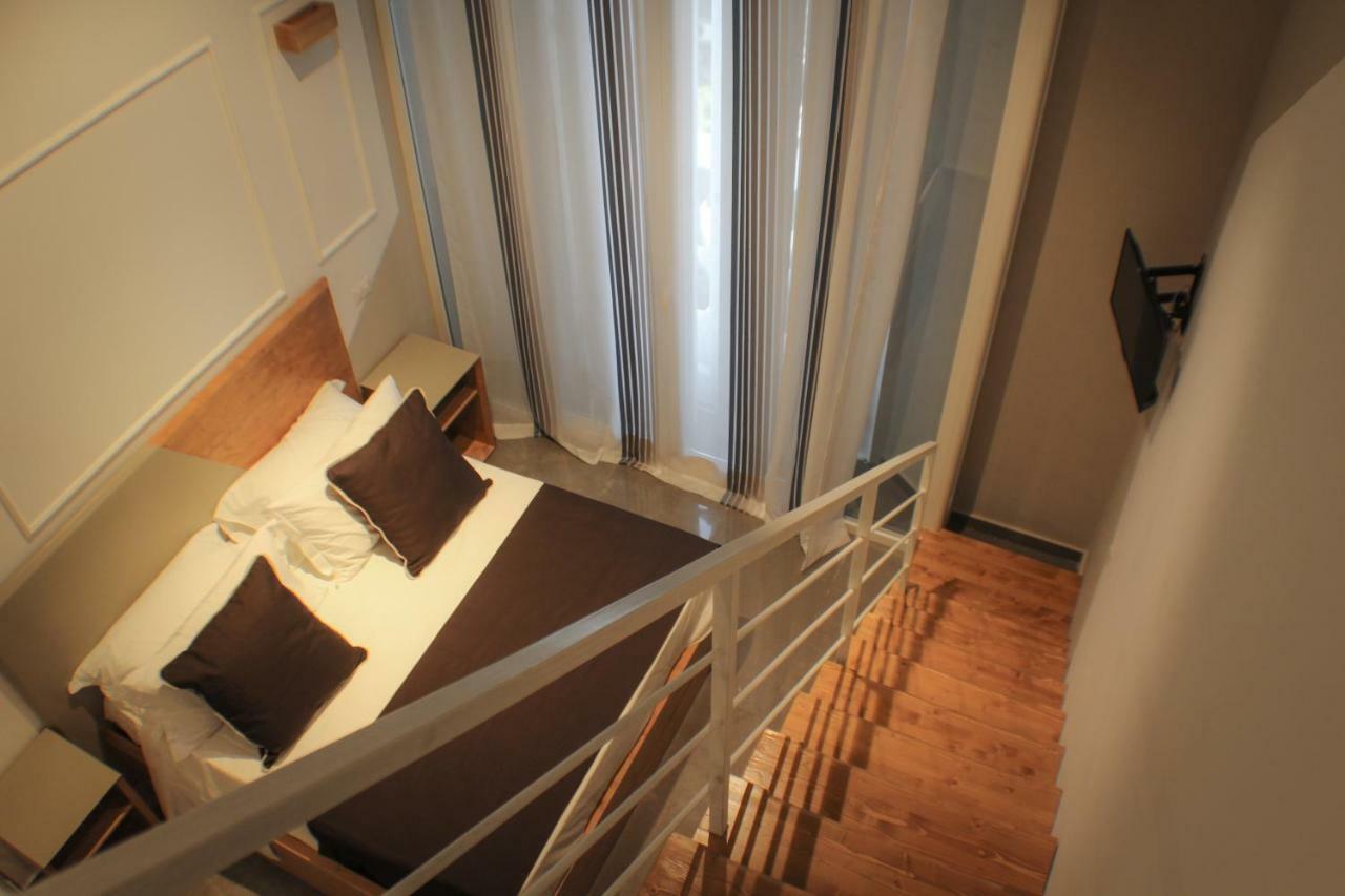 Be Italian Flat Piazza Bovio 22 2*