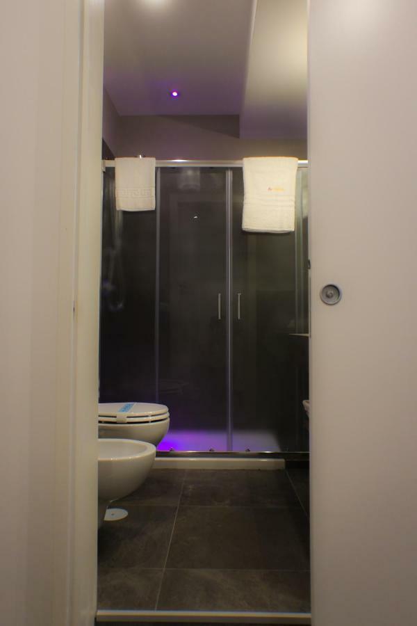 Guest house Be Italian Flat Piazza Bovio 22 Naples