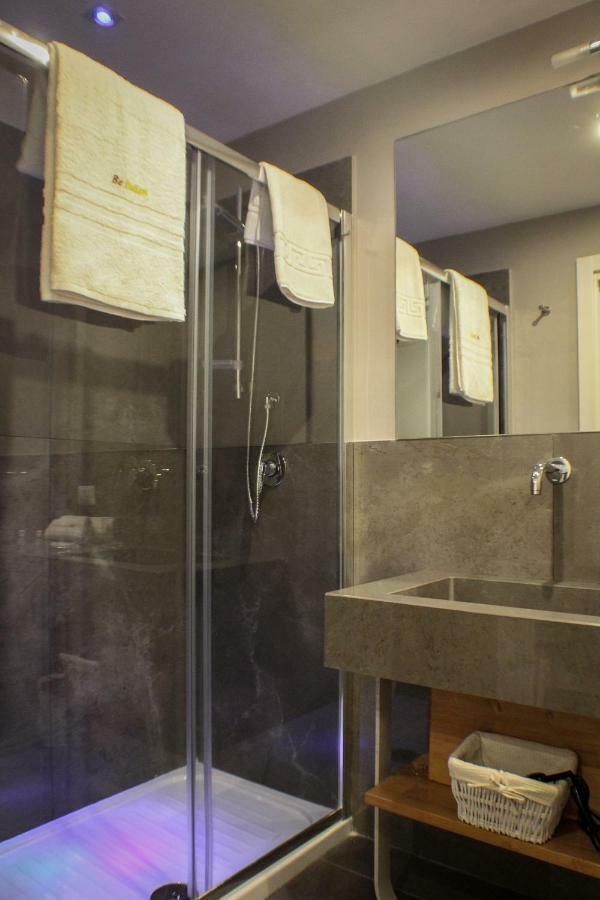 Be Italian Flat Piazza Bovio 22 Naples