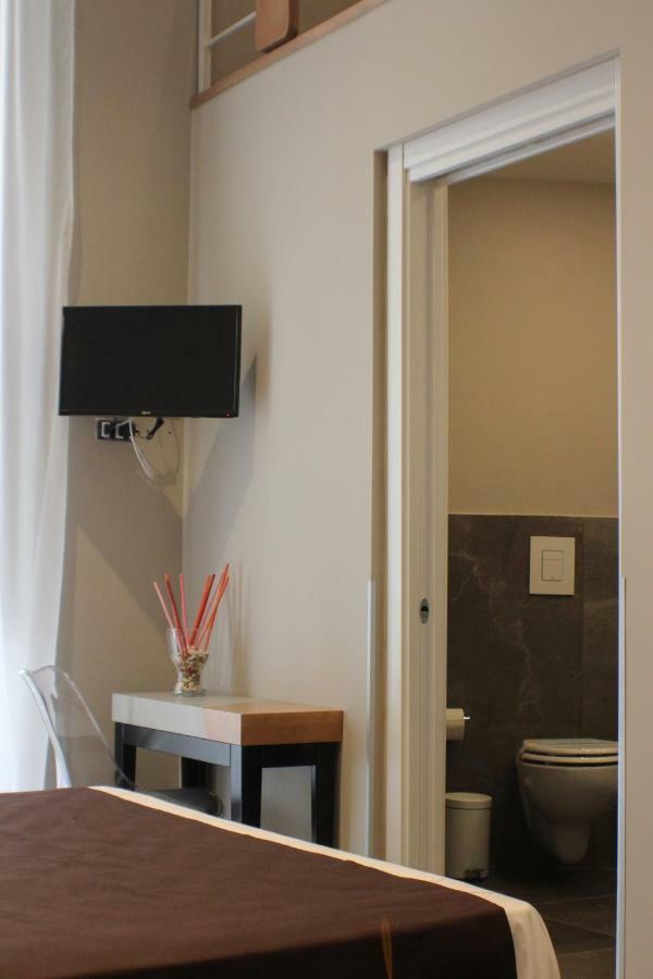 Guest house Be Italian Flat Piazza Bovio 22