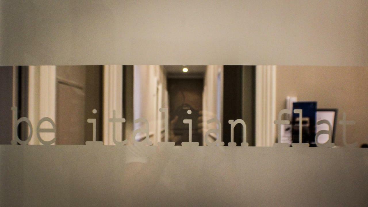 Be Italian Flat Piazza Bovio 22 Guest house 2*