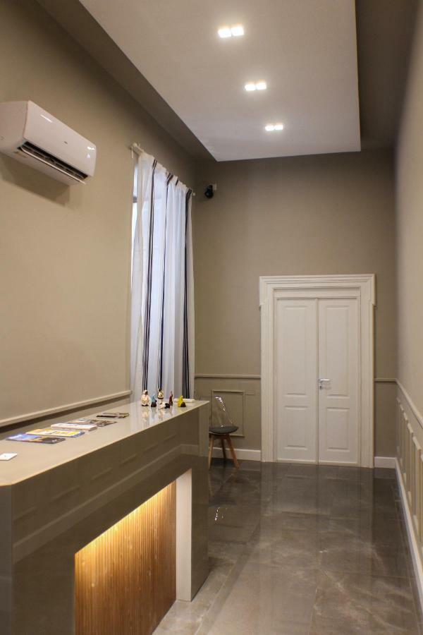 Be Italian Flat Piazza Bovio 22 2*