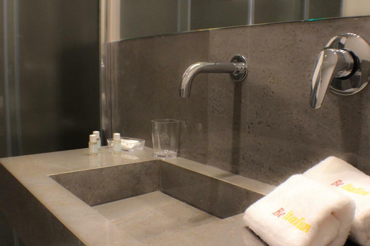Be Italian Flat Piazza Bovio 22 Guest house