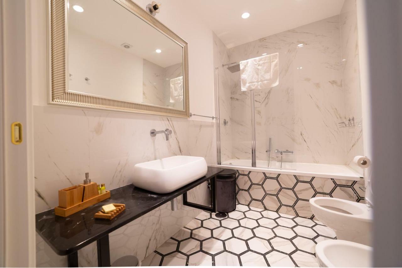 The Duomo House By House In Naples