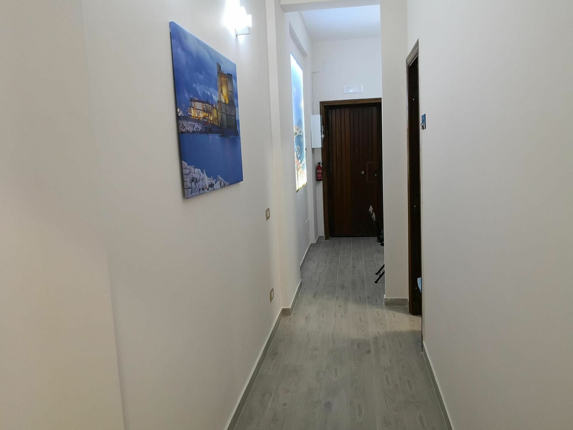 Bed & Breakfast Fenesta Vascia Naples