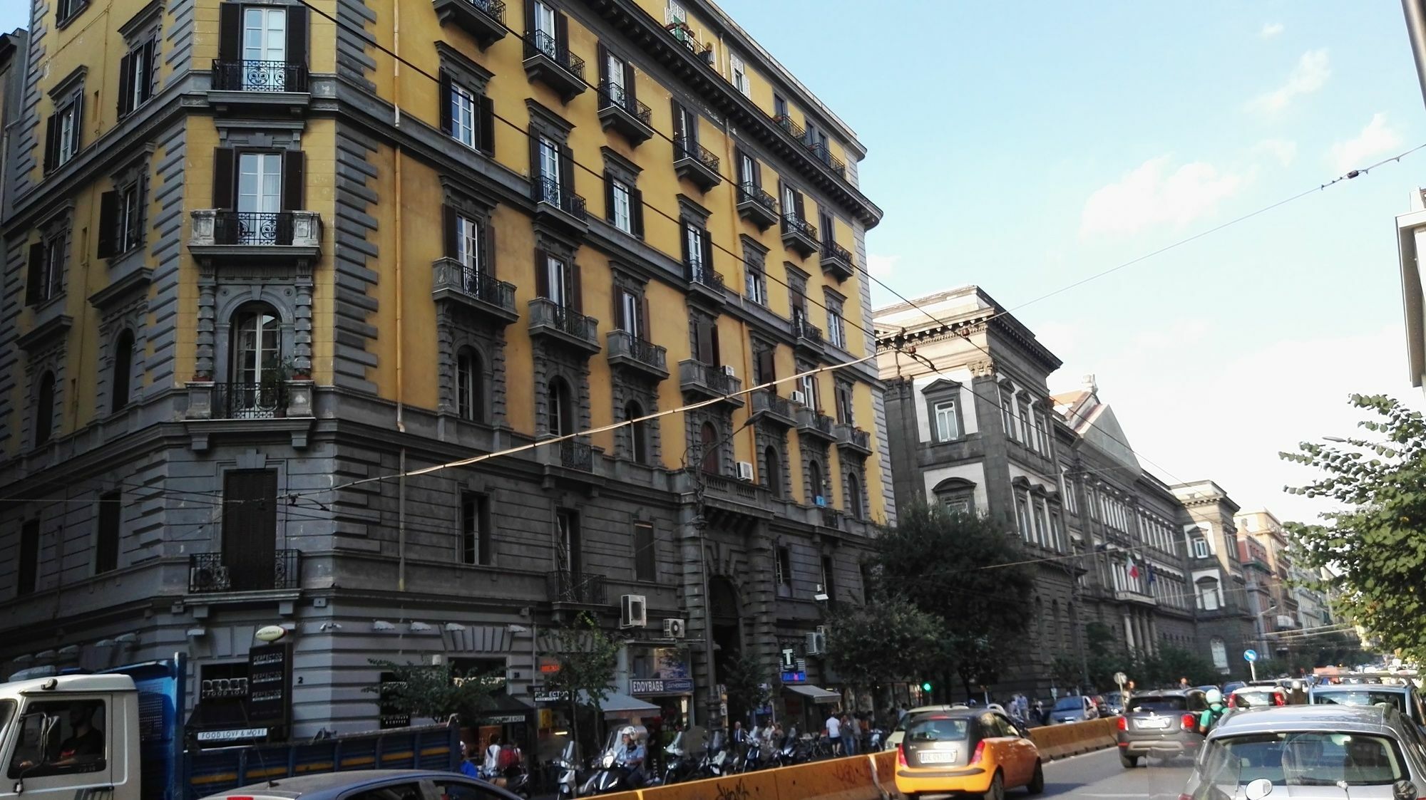 Be Italian Flat Bovio Guest house Naples