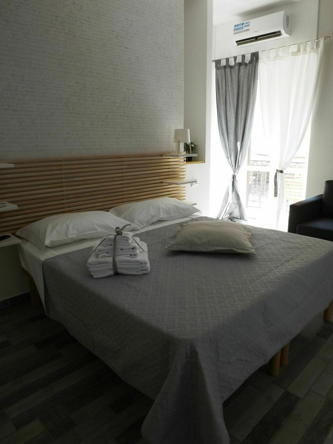 Domus Alma 2* Naples