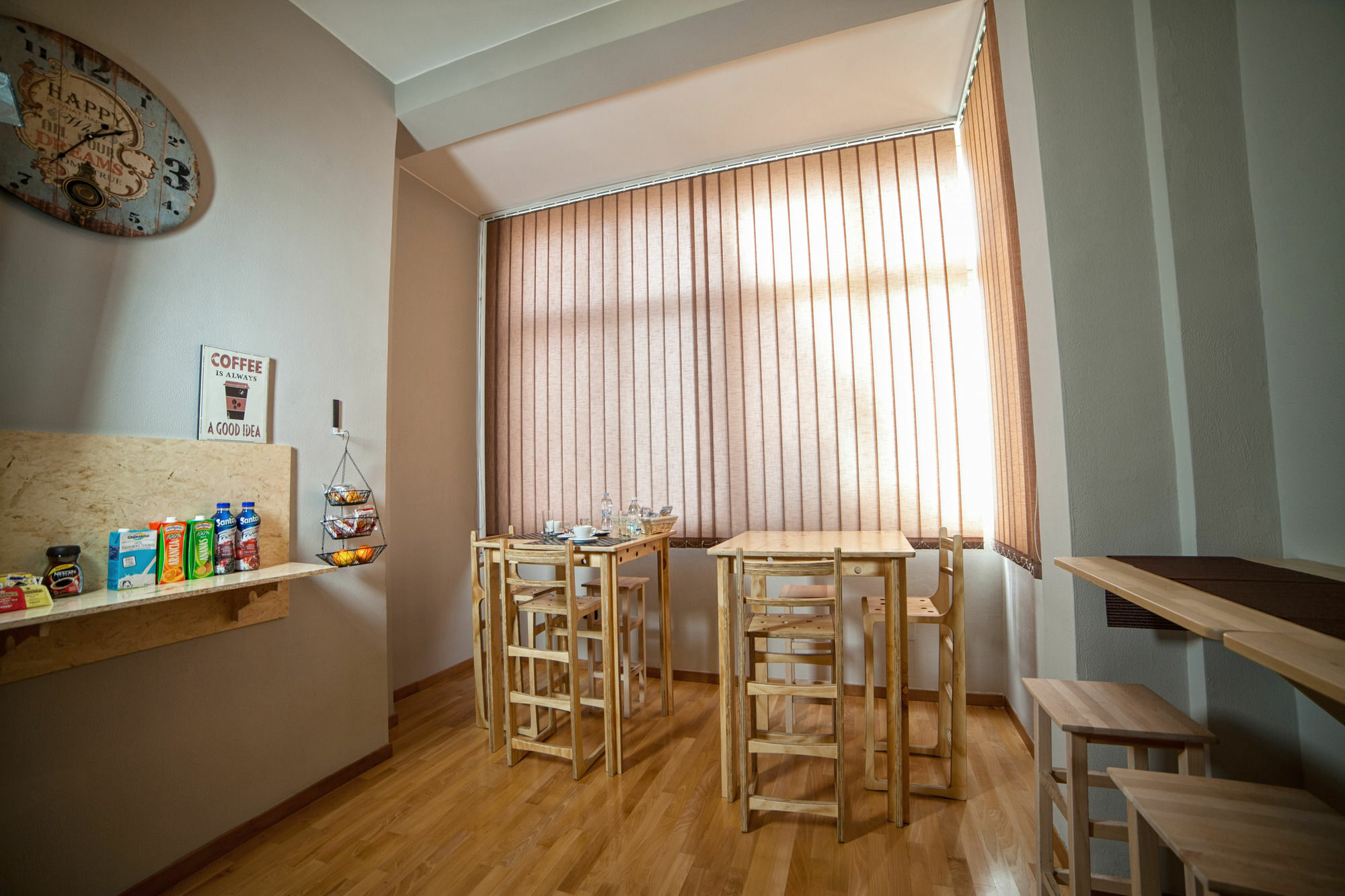 Bed & Breakfast Factory Design Naples