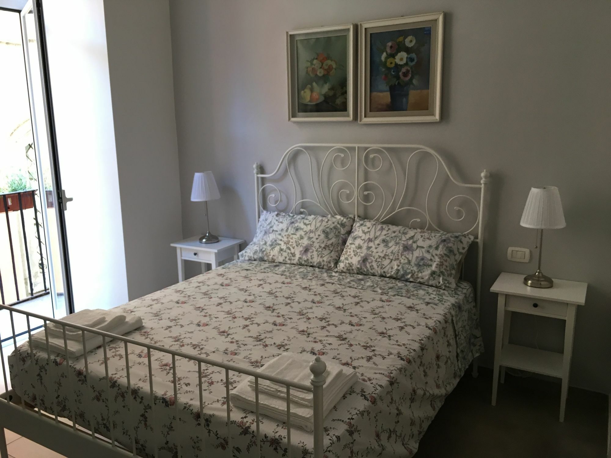 Sanbiagio, 25 Naples